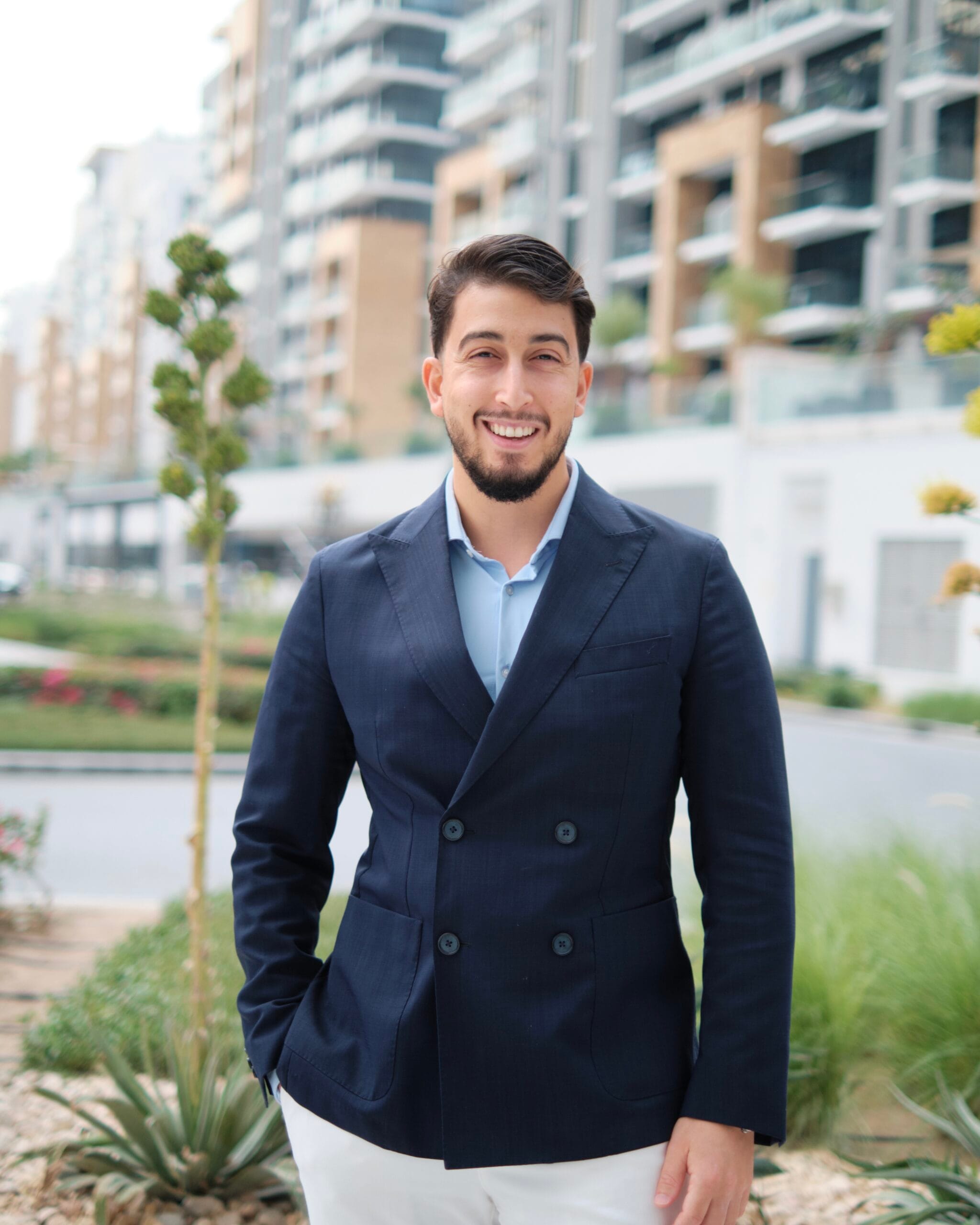 nos-agent-immobiliers-a-dubai-sopra-hakim