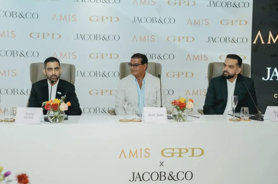 Jacob Co lance une communaute de villas de luxe a Meydan Dubai