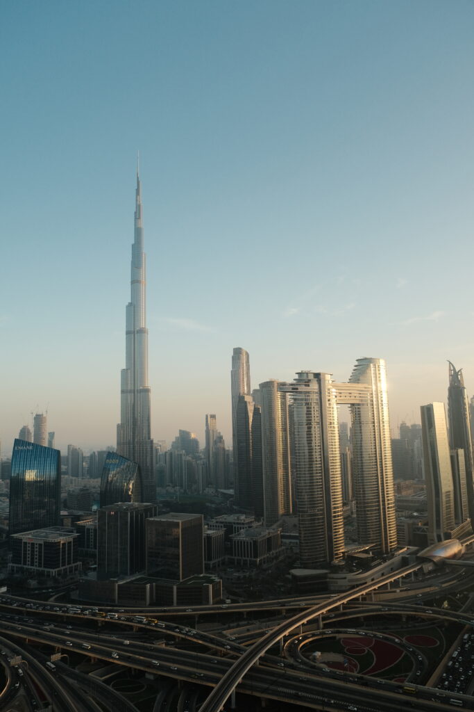 Conference sur linvestissement aux Emirats a Geneve le 21 22 fevrier 1