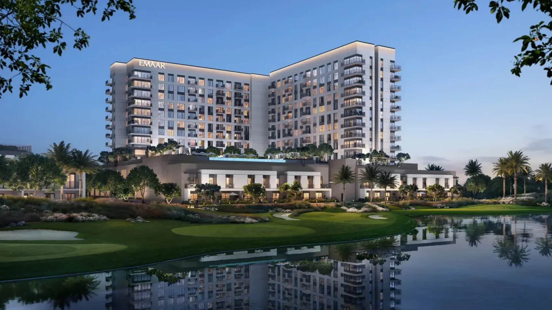 Immeuble moderne près d'un golf Golf Vale Emaar South